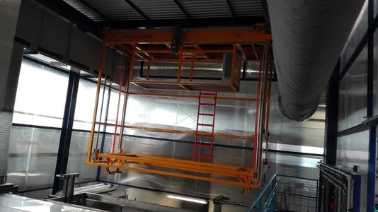 Automatic transport with three handlers with a load capacity of 2000 kg