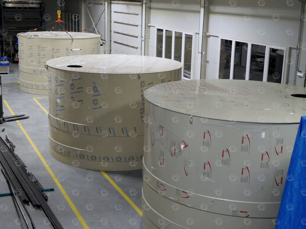 Accumulation and retention tanks 