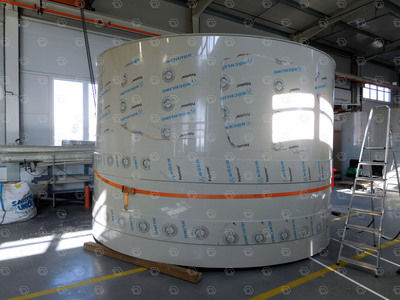Accumulation and retention tanks 